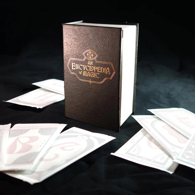 Secret Lair Countdown Kit – 26 einzeln verpackte Premium-MTG-Karten von A bis Z wie Urza’s Saga, Sol Ring und Demonic Consultation.
