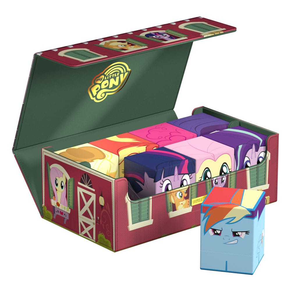 Squaroes Collectors Case „Barn“ – My Little Pony Friendship is Magic Edition. Robuste Kartenbox mit Xenoskin-Material & ZnapClaw-Verschluss.